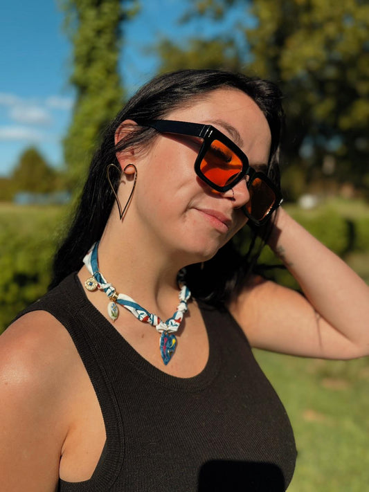 love on loop earrings